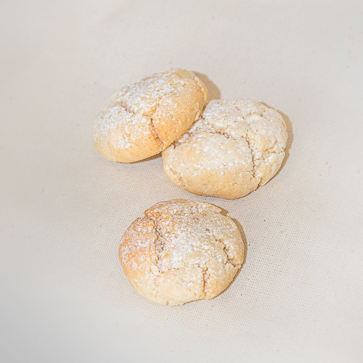 Amaretti (Italian Almond Cookies)